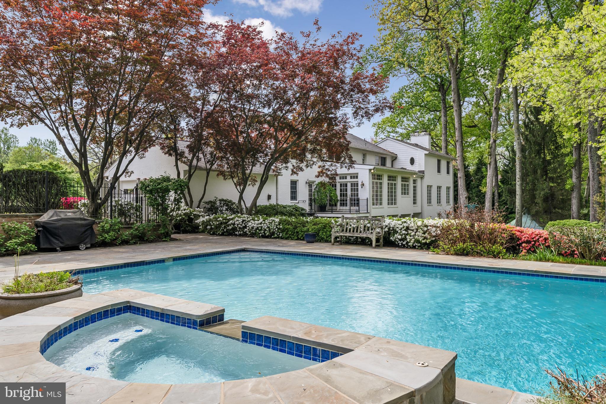 OLDE SWINKS MILL ESTATES - Residential