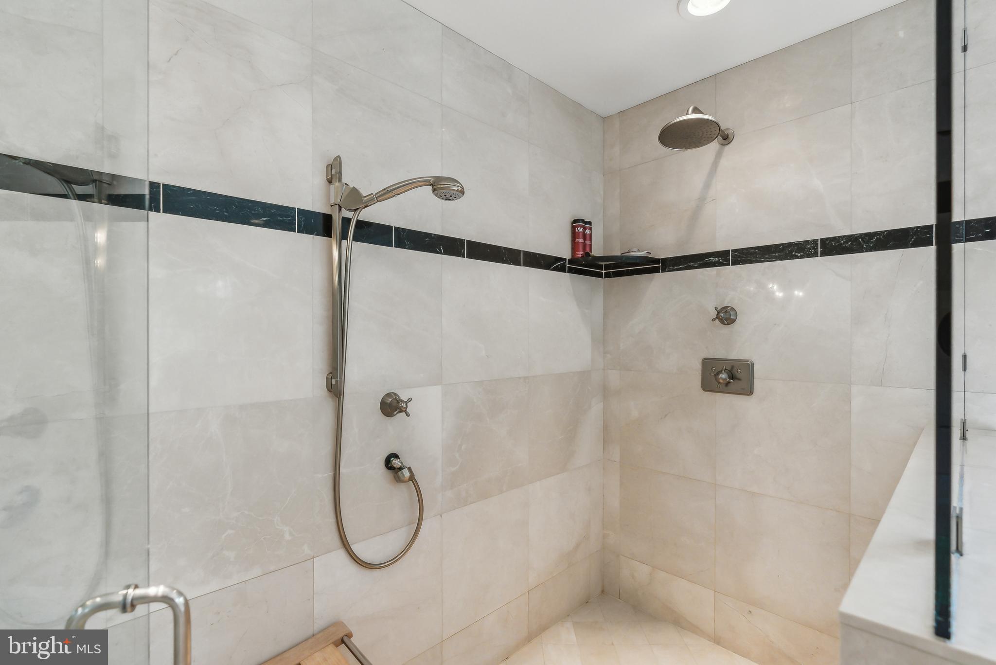 OLDE SWINKS MILL ESTATES - Residential