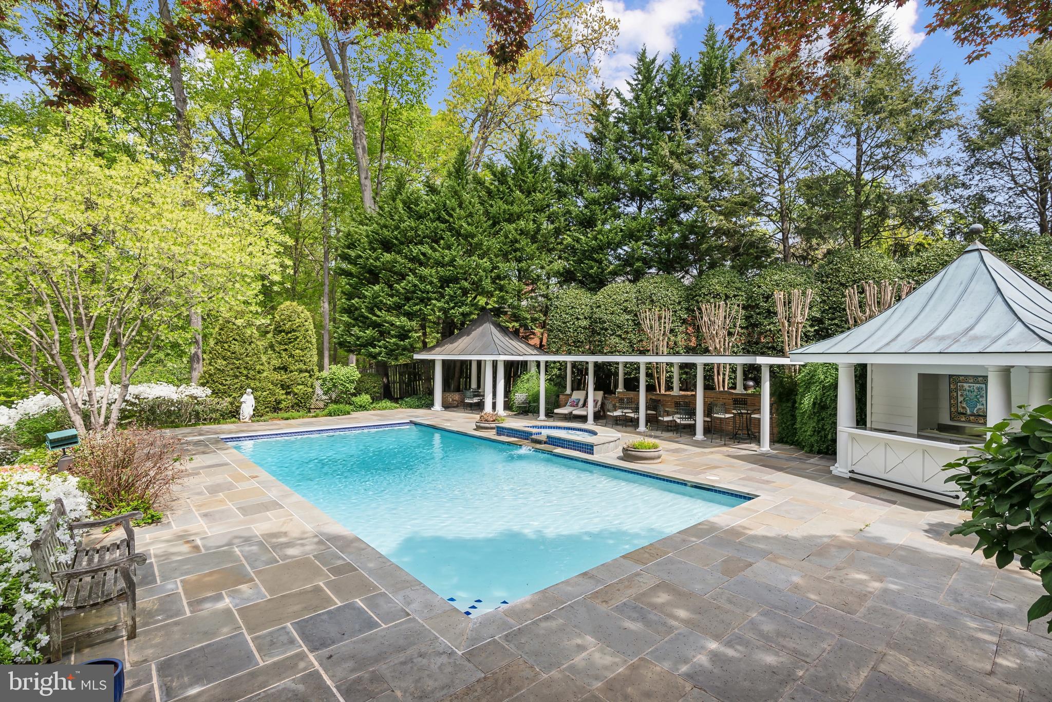 OLDE SWINKS MILL ESTATES - Residential