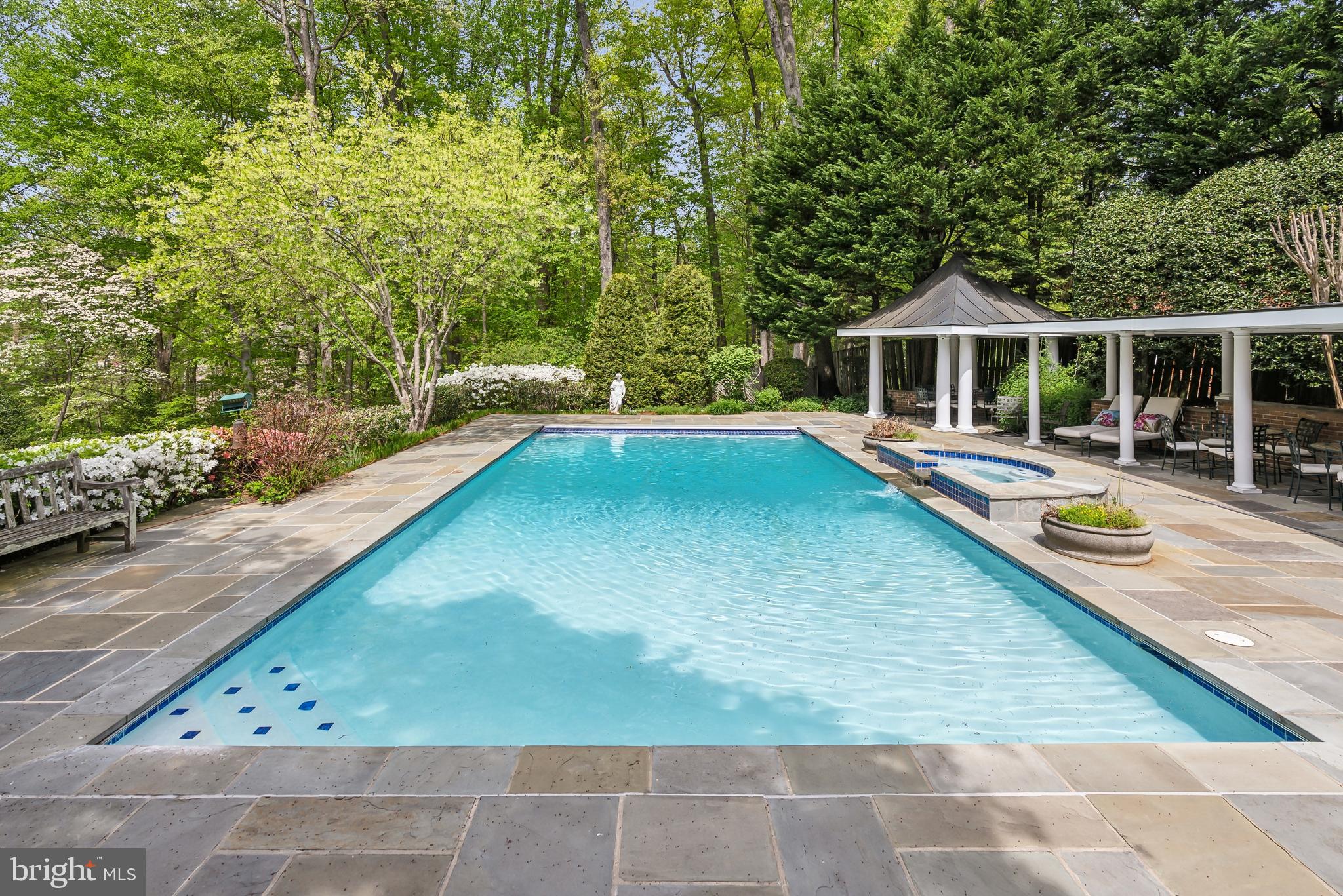 OLDE SWINKS MILL ESTATES - Residential