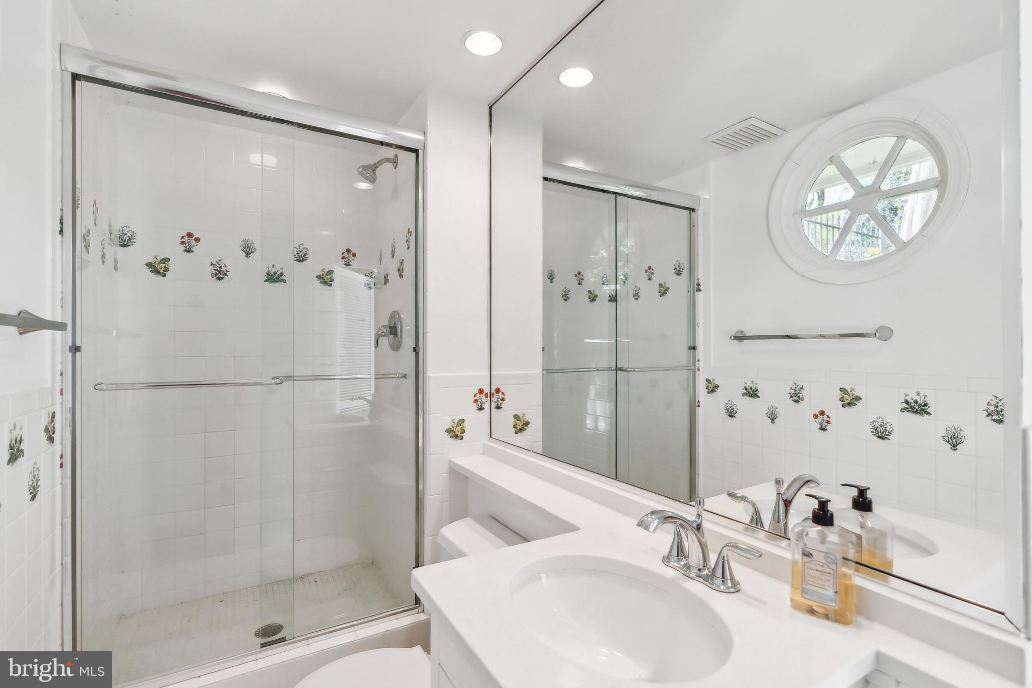 OLDE SWINKS MILL ESTATES - Residential