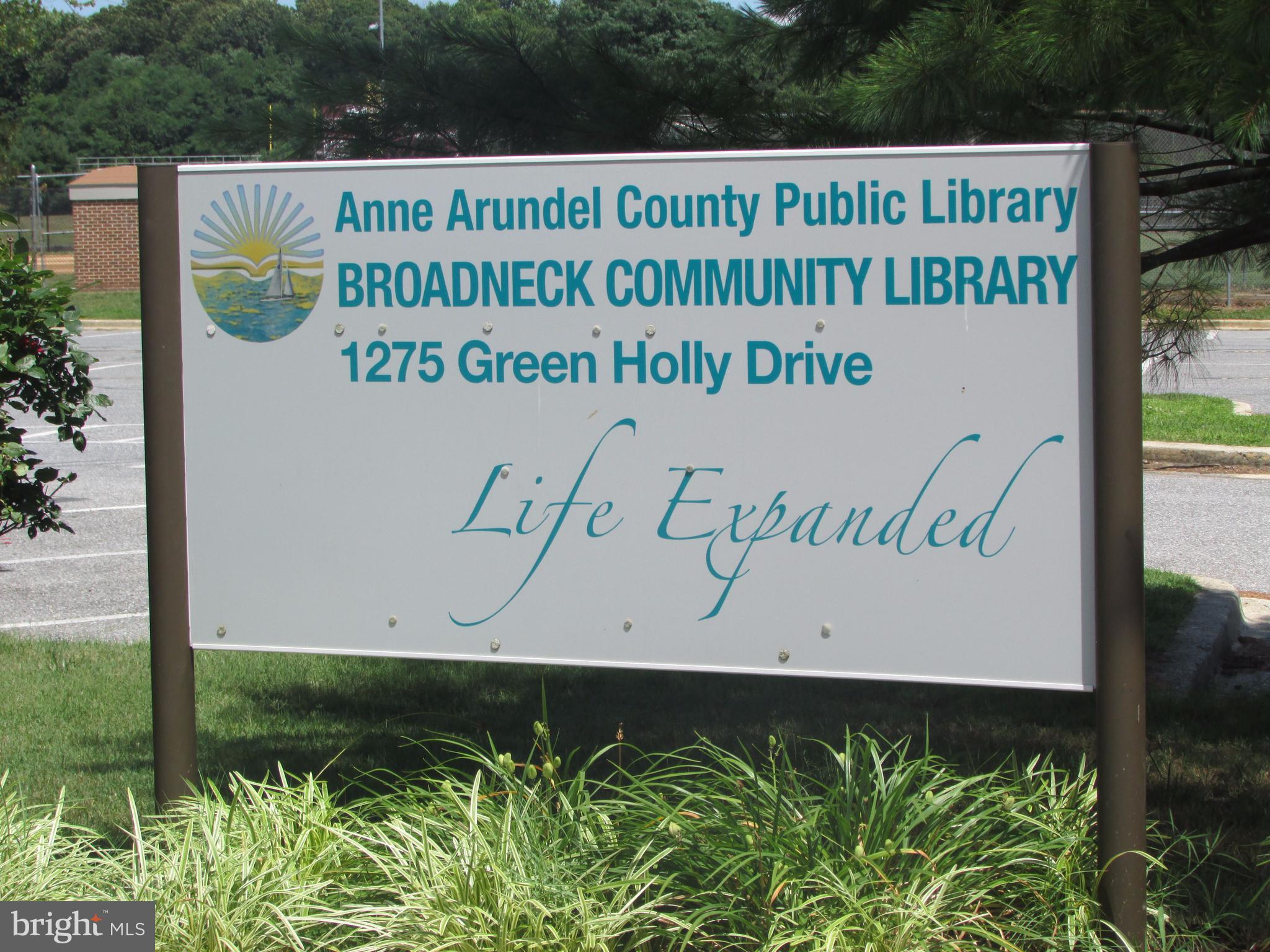 BAY HILLS - Residential Lease