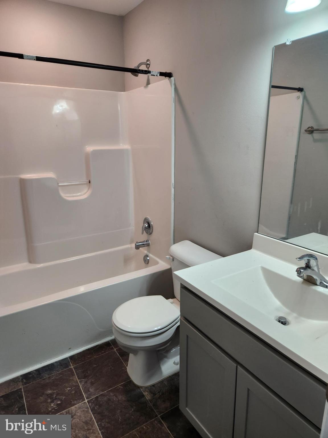 PEBBLE RIDGE - Residential Lease