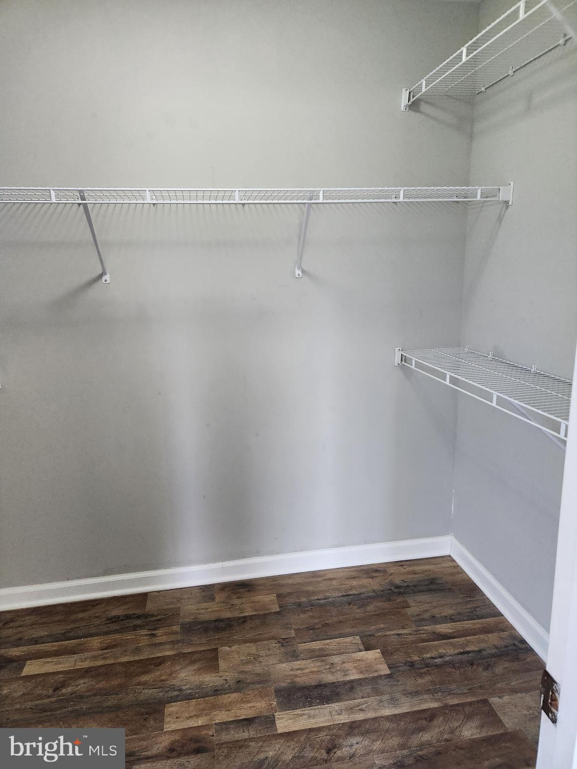 PEBBLE RIDGE - Residential Lease