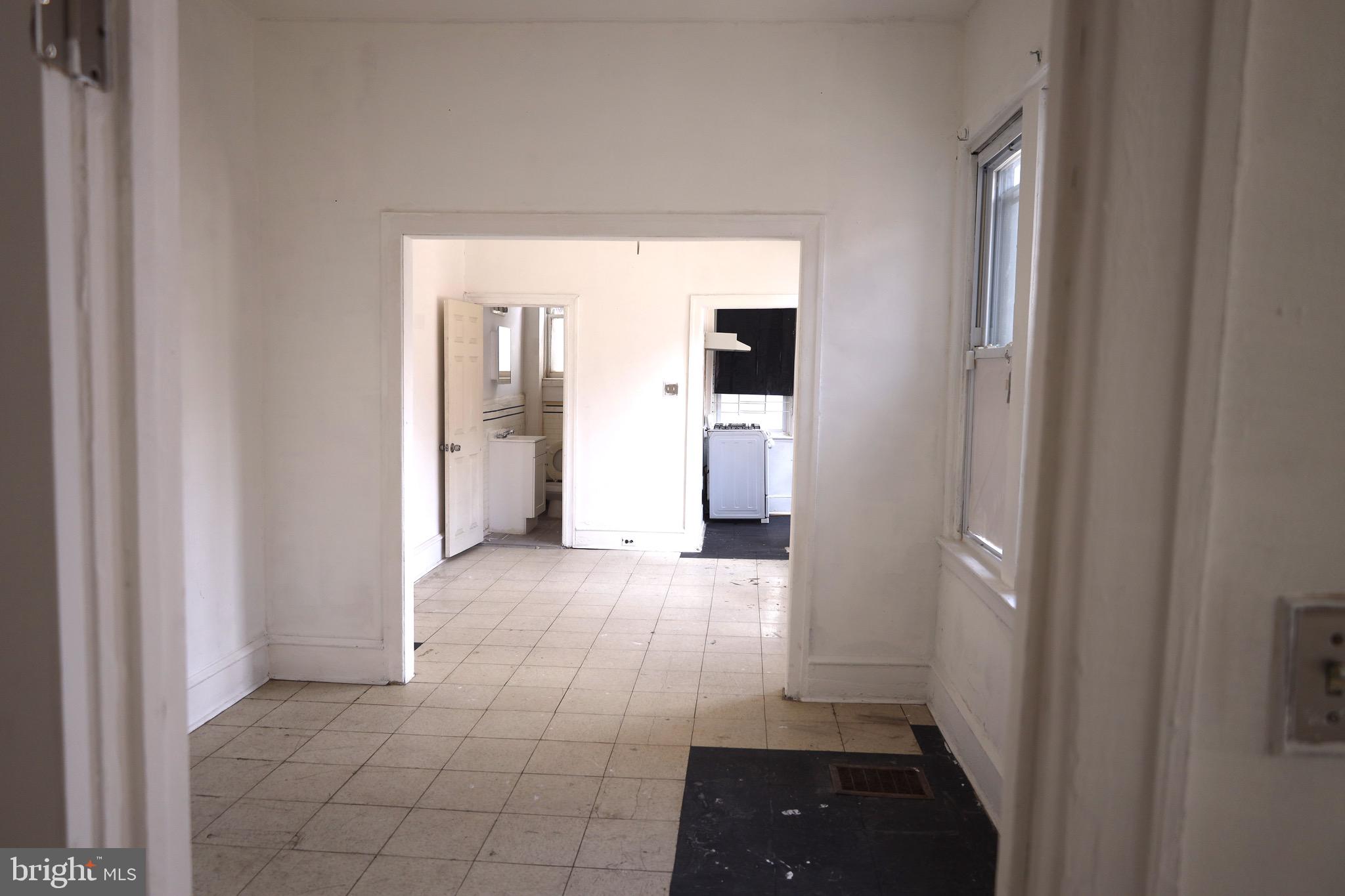 WEST PHILADELPHIA - Commercial Sale