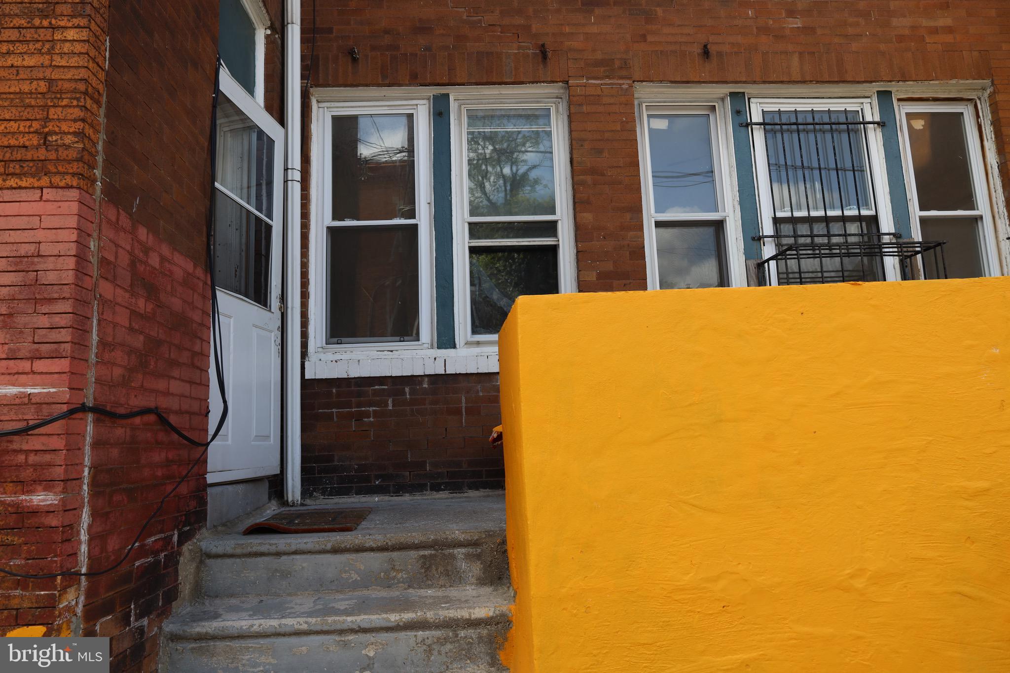 WEST PHILADELPHIA - Commercial Sale