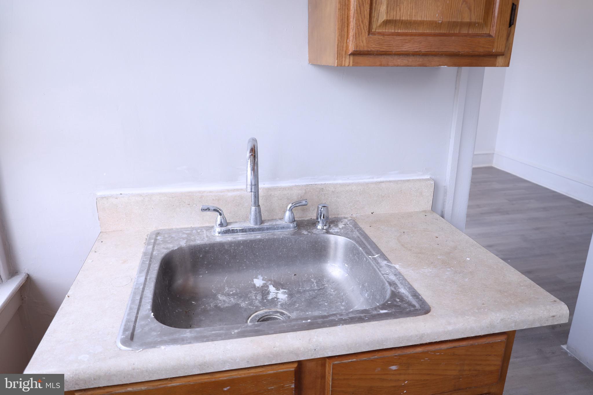 WEST PHILADELPHIA - Commercial Sale