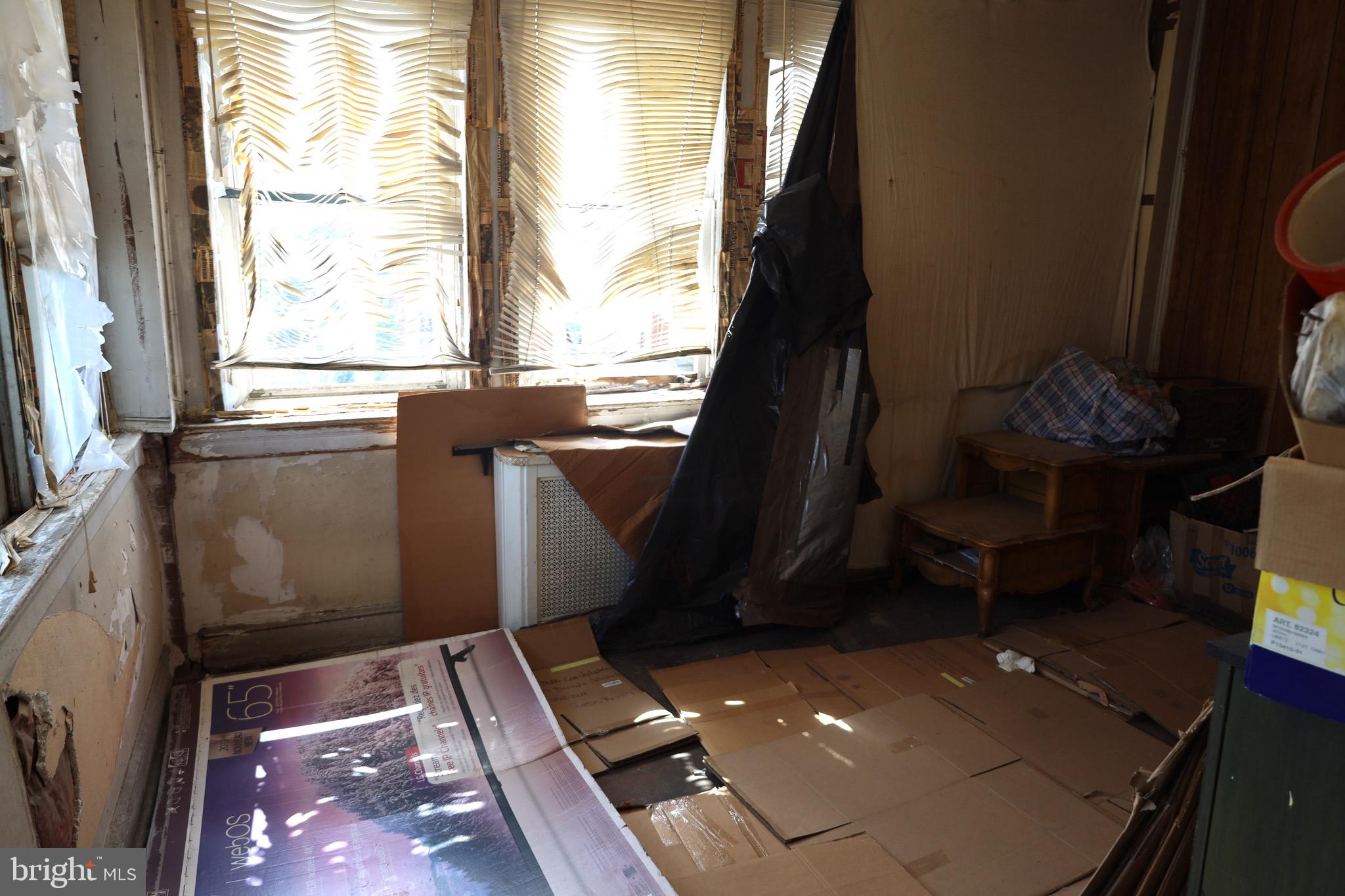 WEST PHILADELPHIA - Commercial Sale