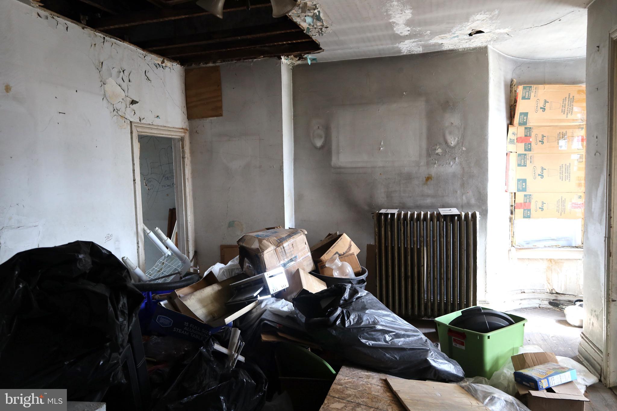 WEST PHILADELPHIA - Commercial Sale