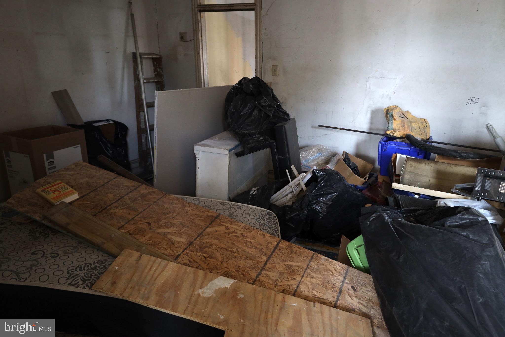 WEST PHILADELPHIA - Commercial Sale