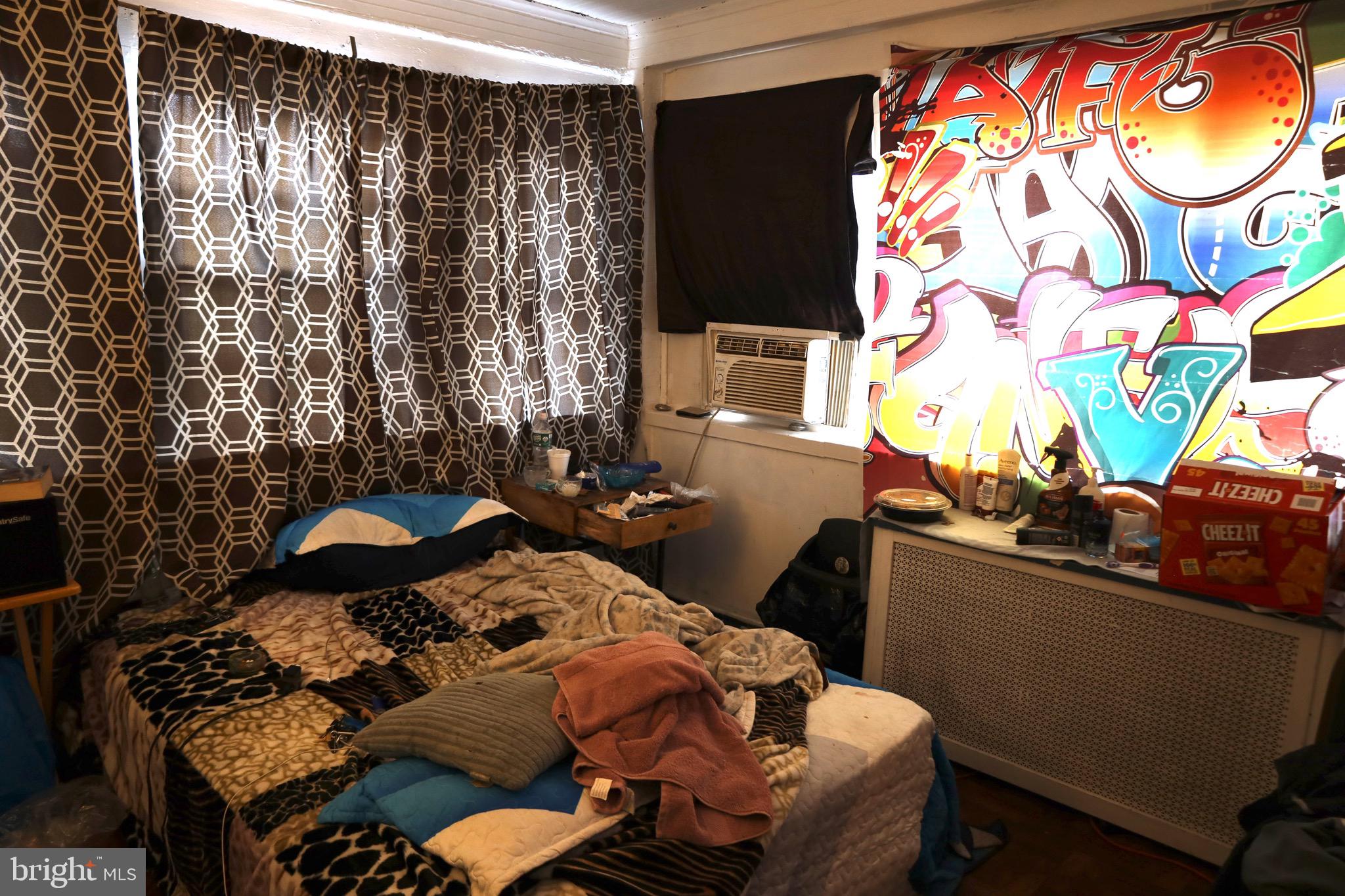 WEST PHILADELPHIA - Commercial Sale