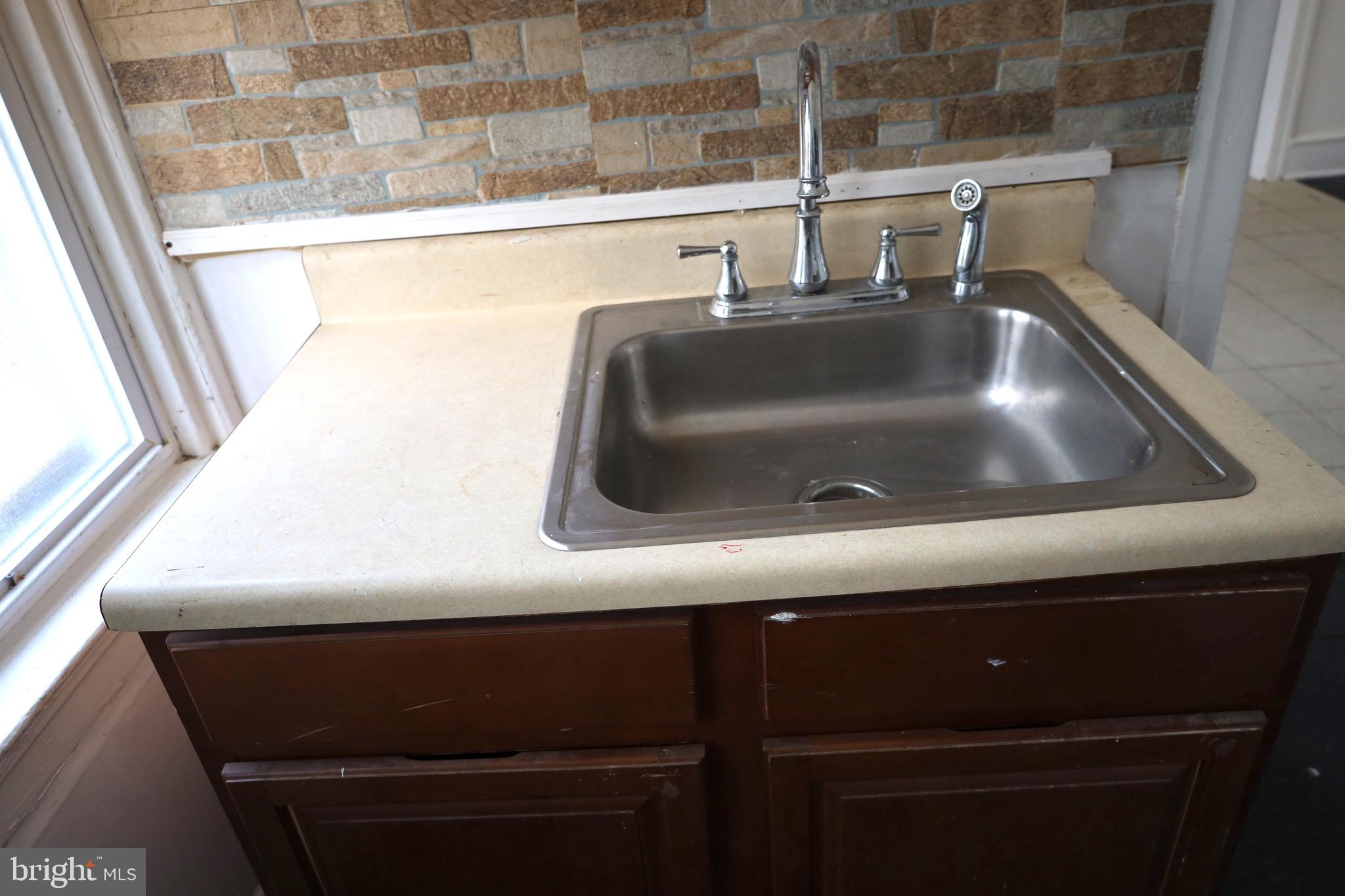 WEST PHILADELPHIA - Commercial Sale