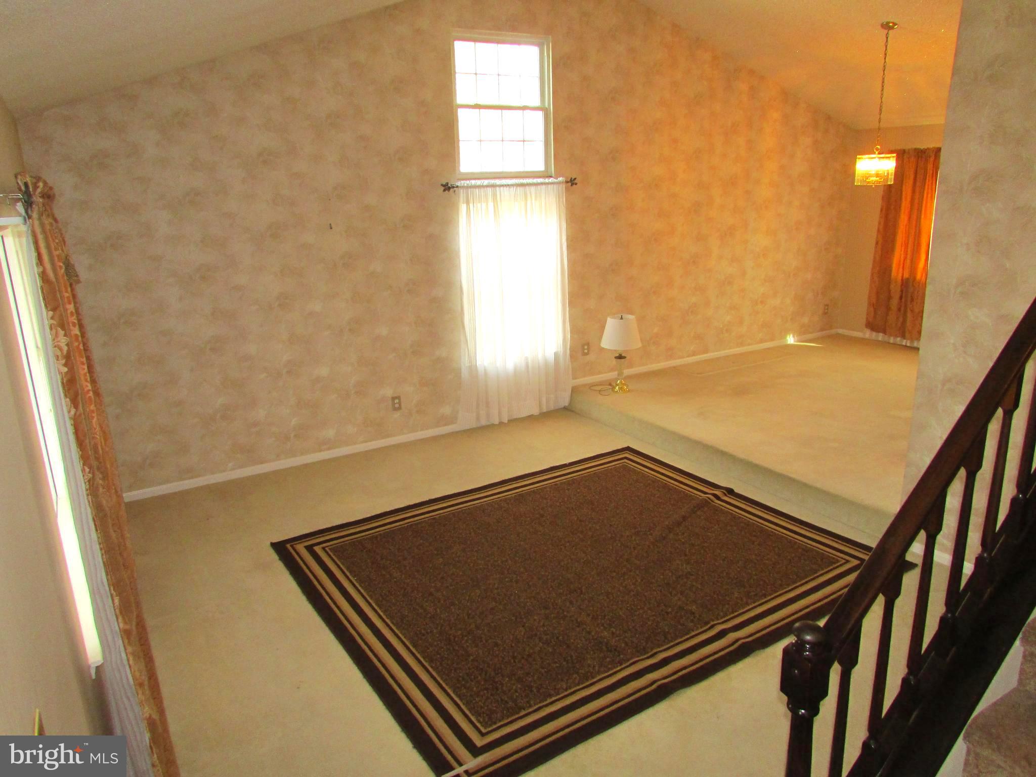 VILLAGE GREENE - Residential