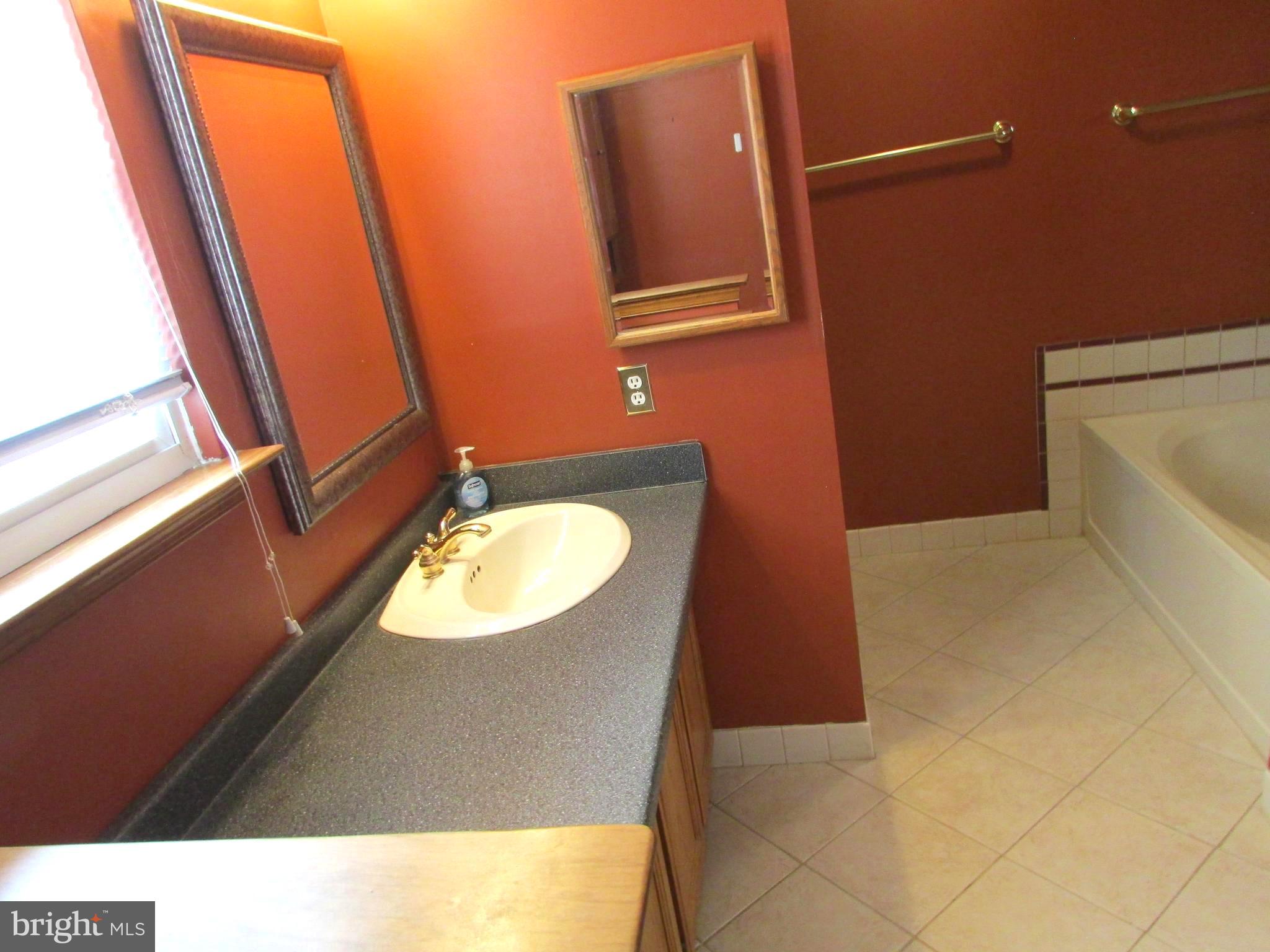 VILLAGE GREENE - Residential