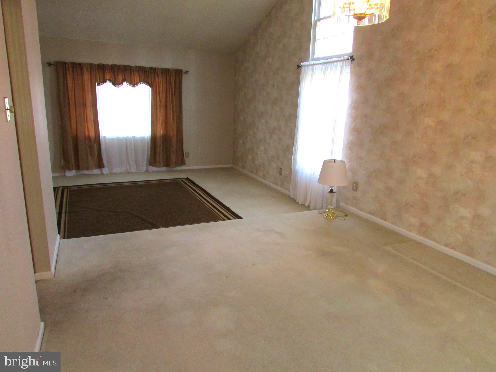 VILLAGE GREENE - Residential