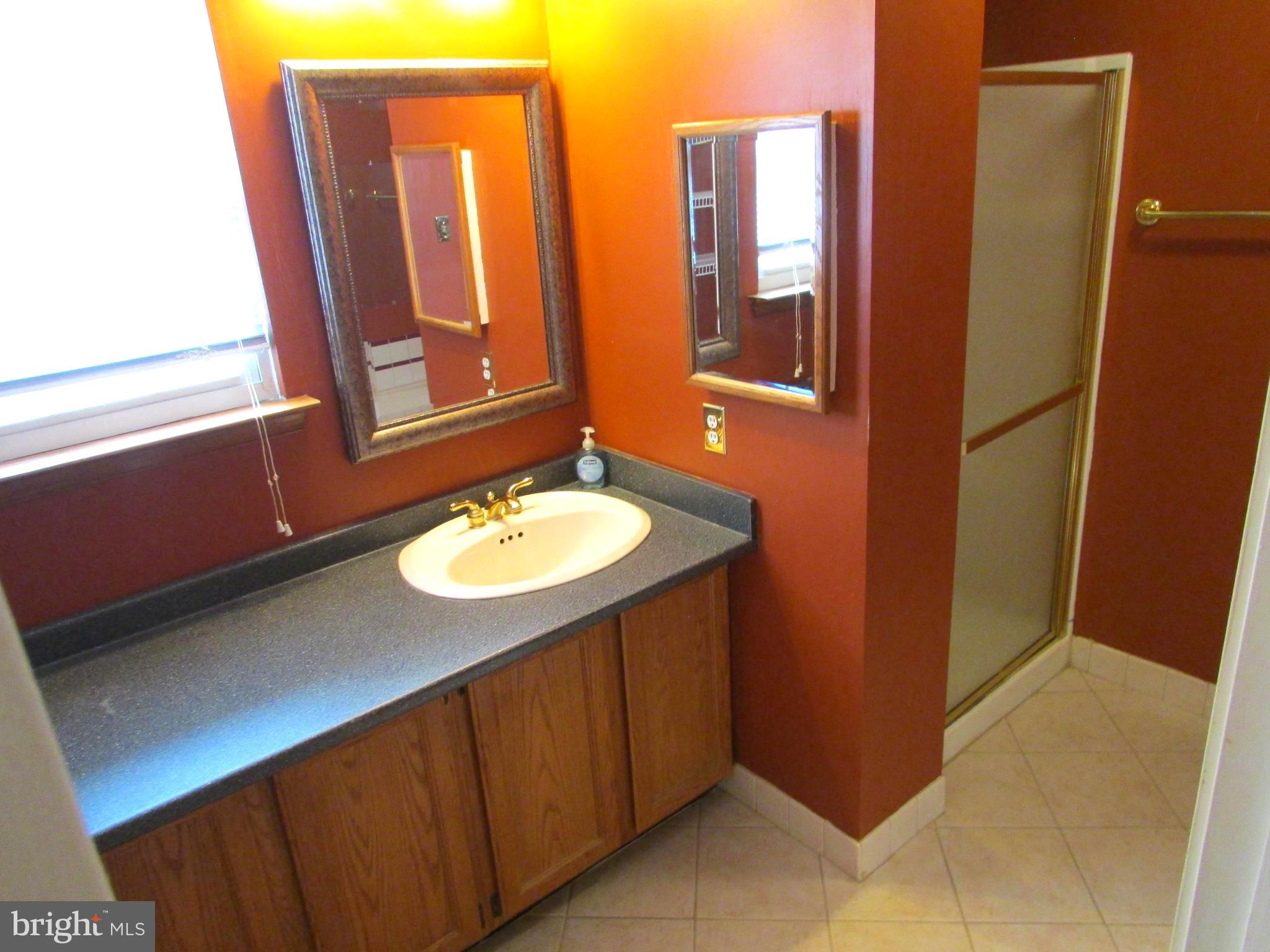 VILLAGE GREENE - Residential