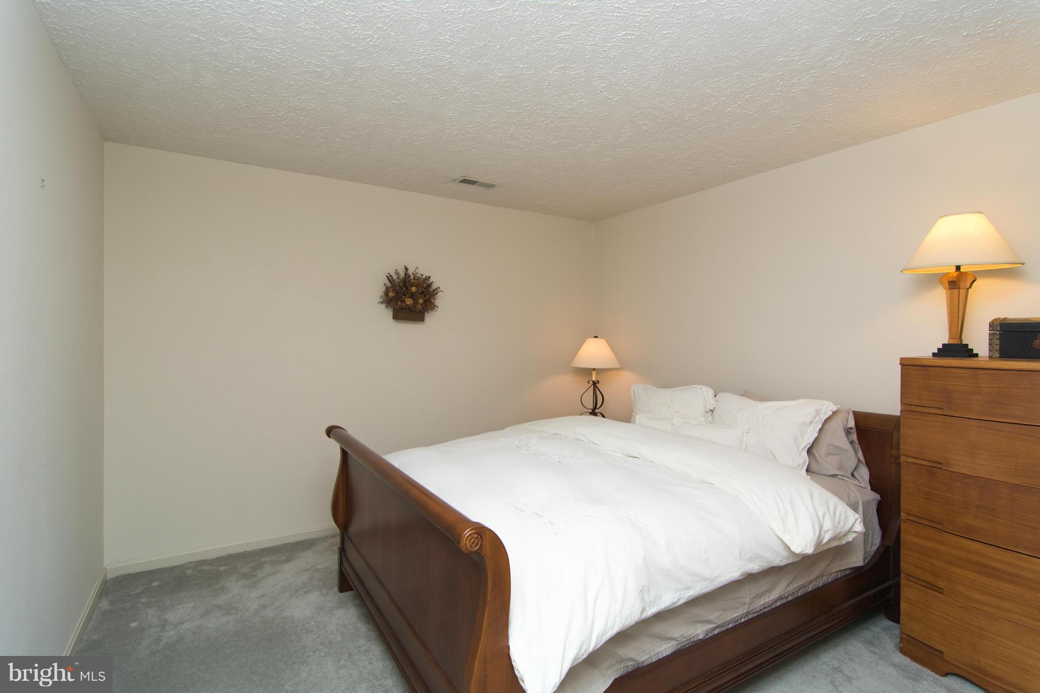 GREENWOOD ACRES - Residential