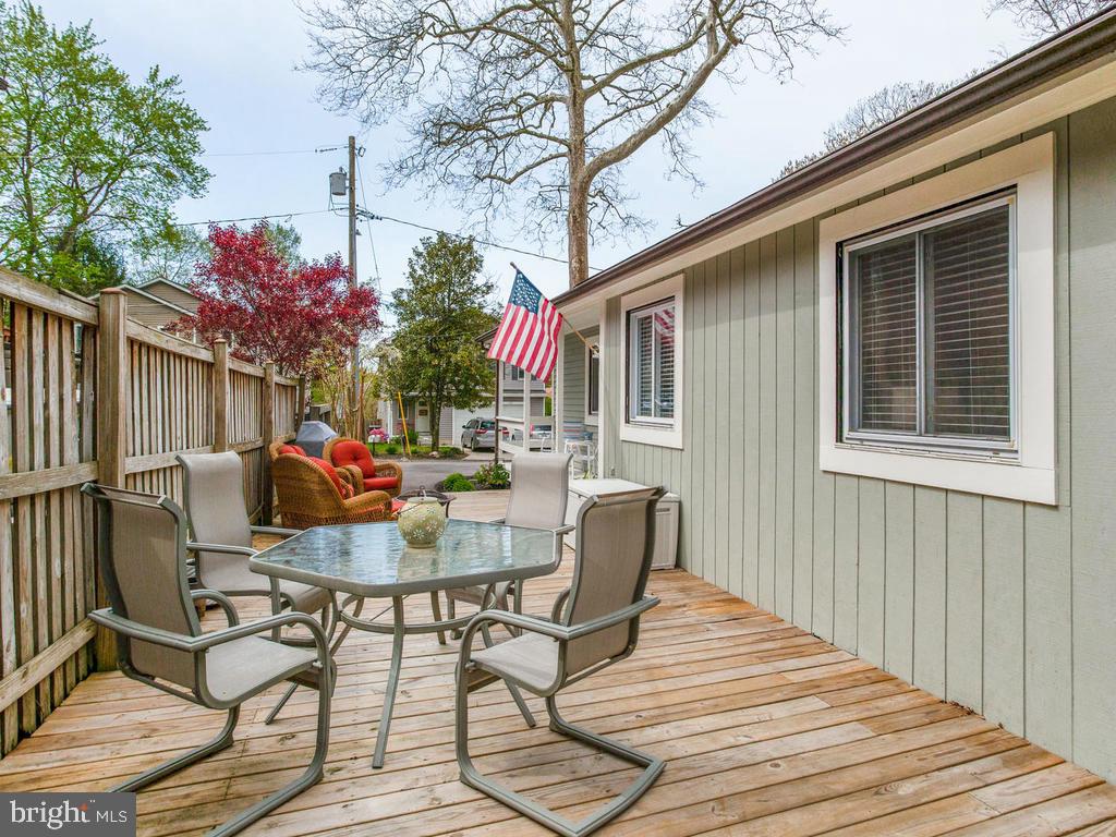 CARROLLTON MANOR - Residential