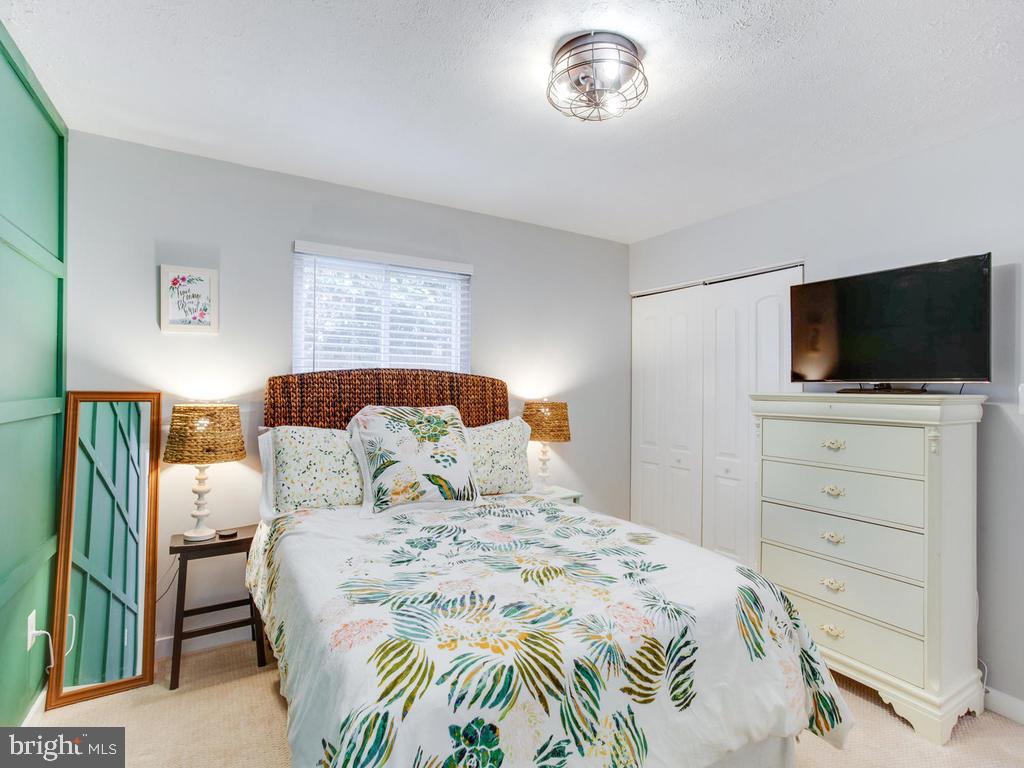 CARROLLTON MANOR - Residential