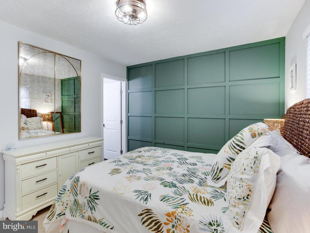 CARROLLTON MANOR - Residential