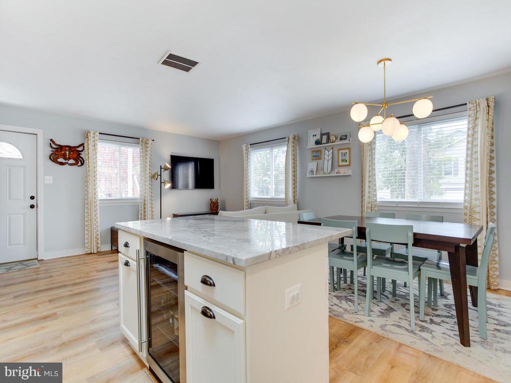 CARROLLTON MANOR - Residential