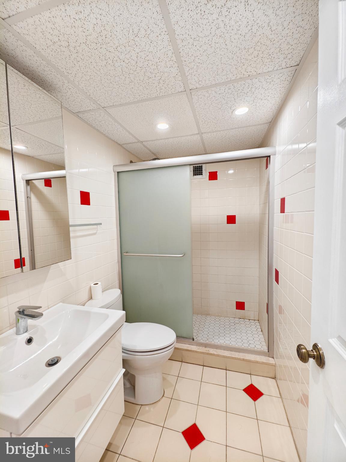 GREEN HILL - Residential Lease