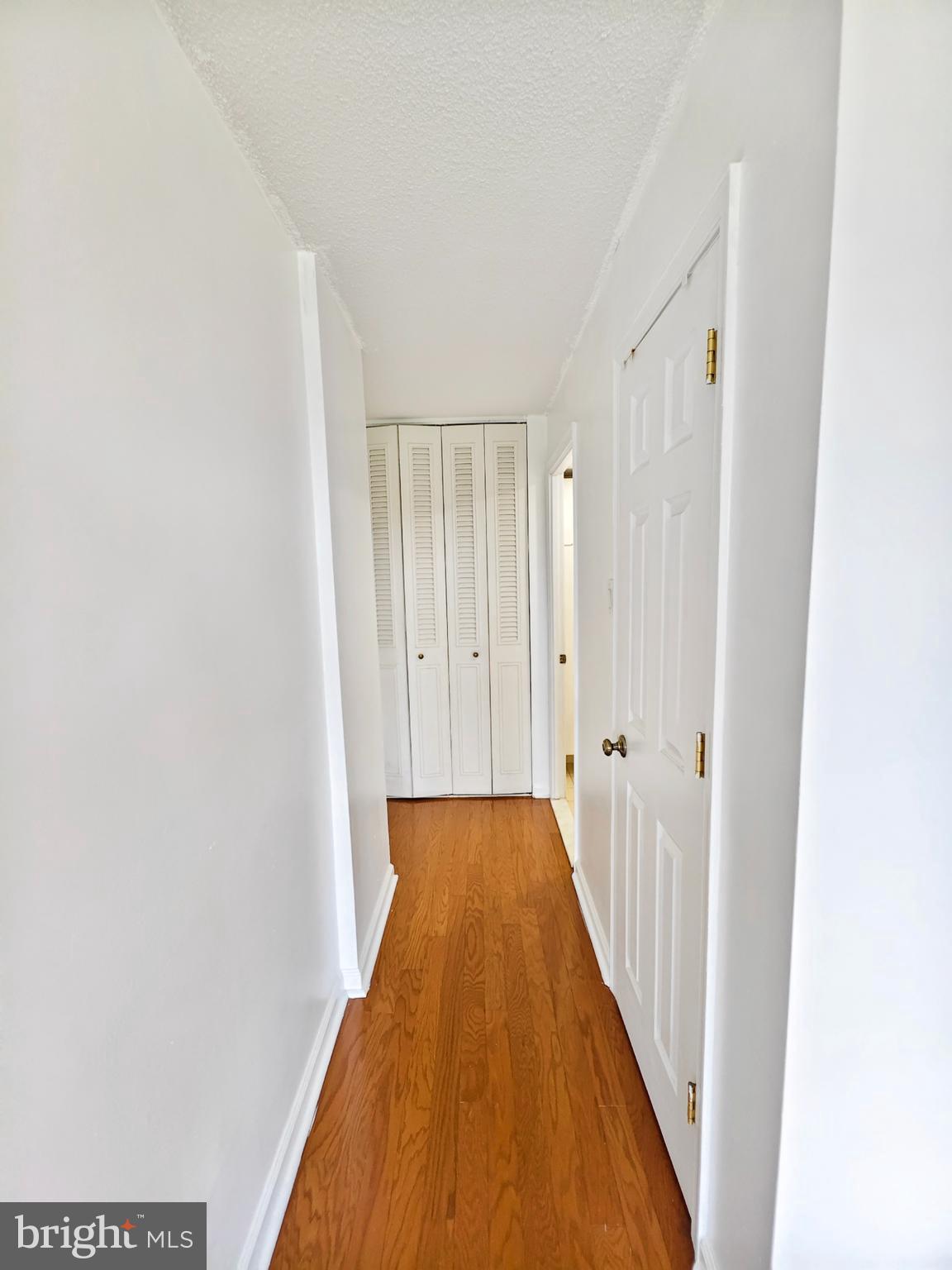 GREEN HILL - Residential Lease