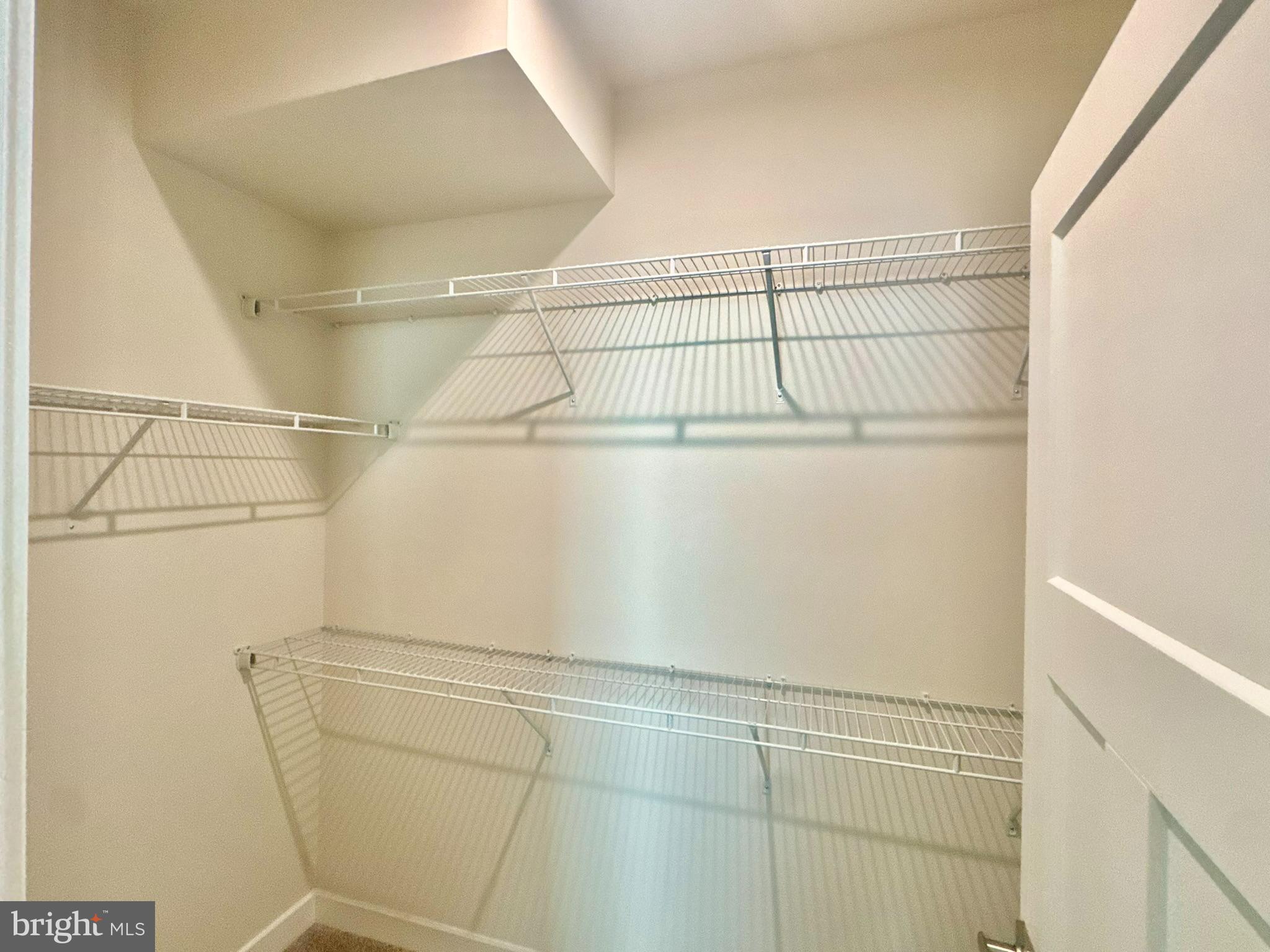 ARCOLA TOWN CENTER - Residential