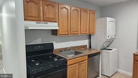 8671 Greenbelt Road Unit 101, Greenbelt, MD MLS: MDPG2149106