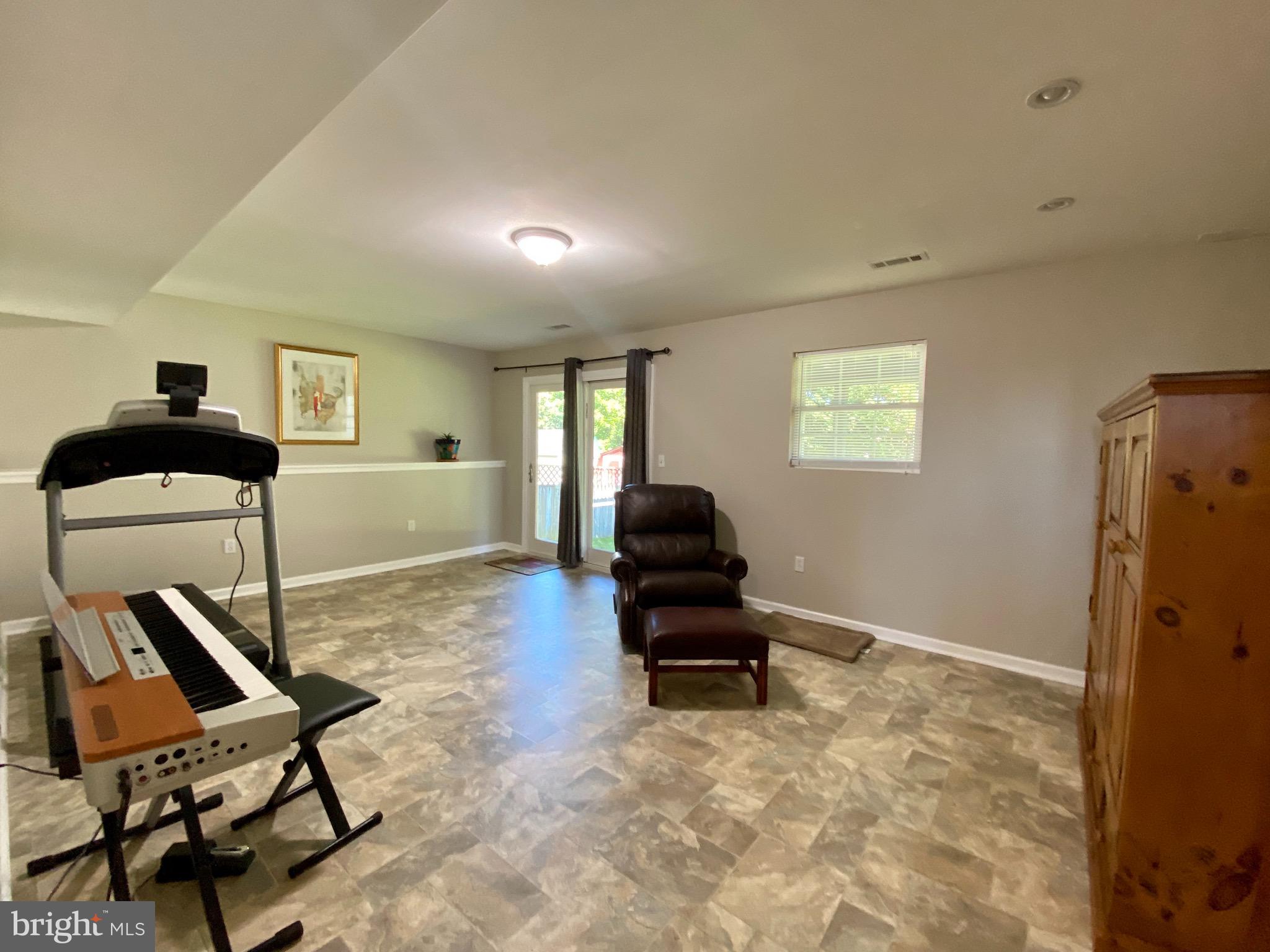 WAMPLER WOODS - Residential