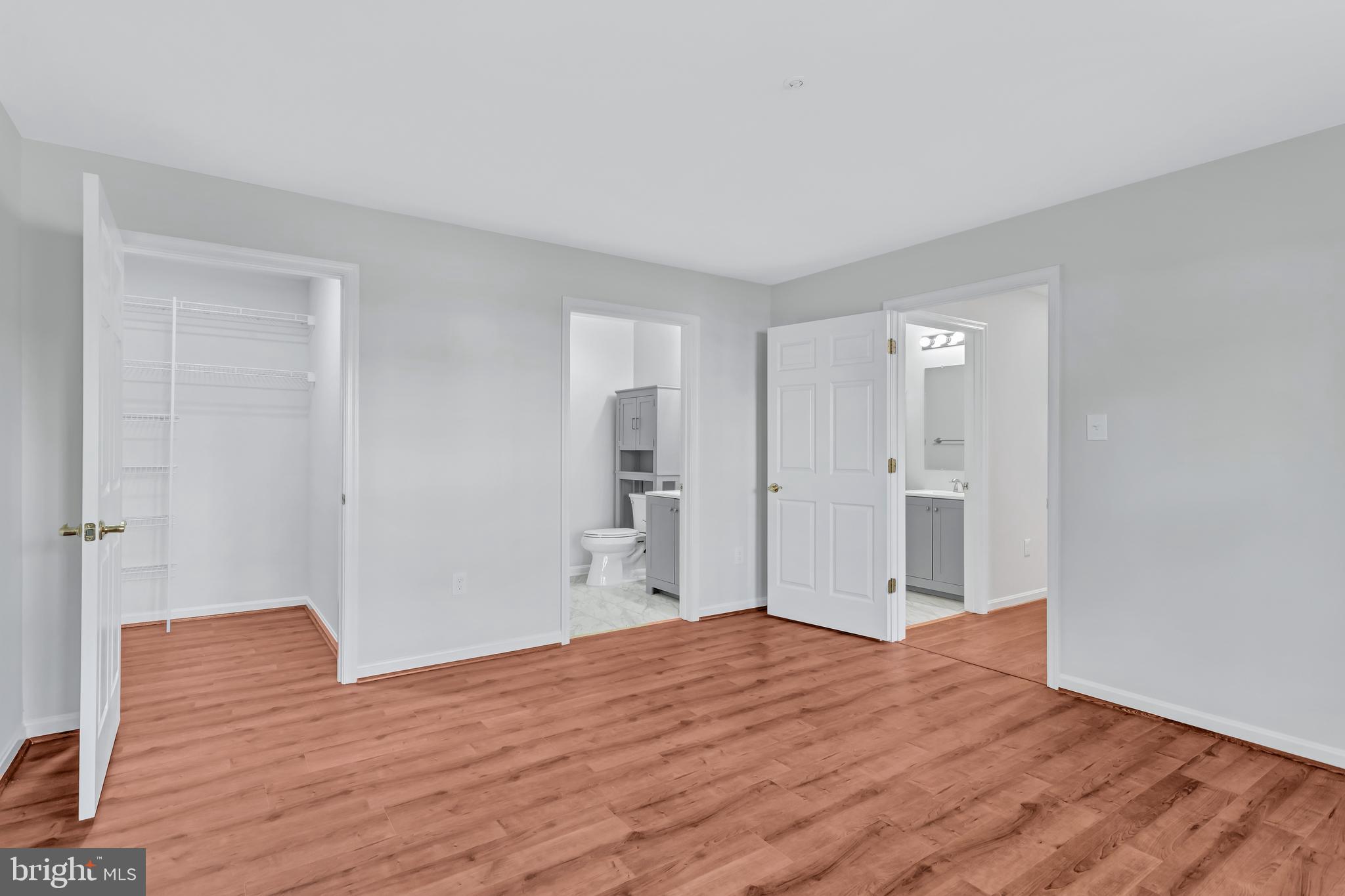 LAKETREE - Residential