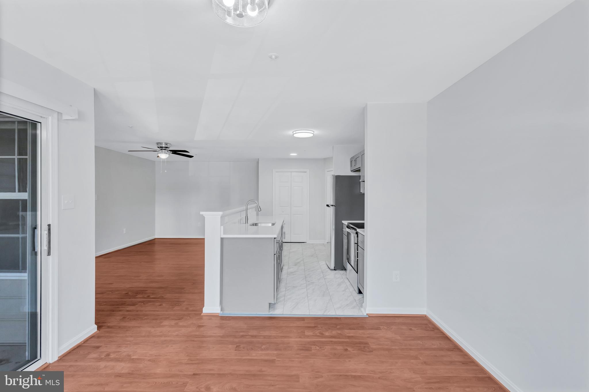 LAKETREE - Residential