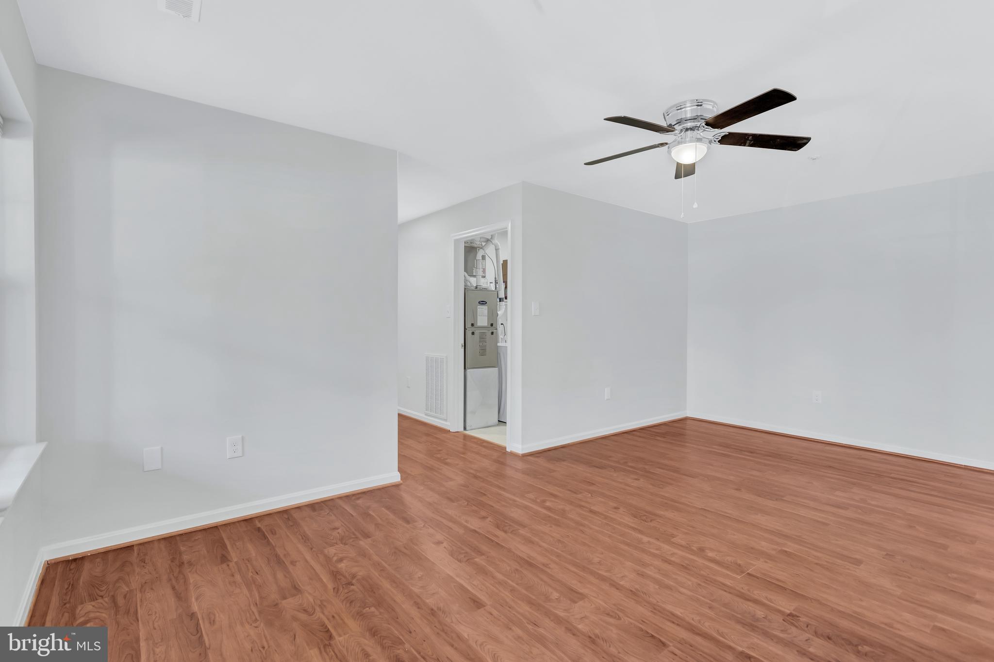 LAKETREE - Residential