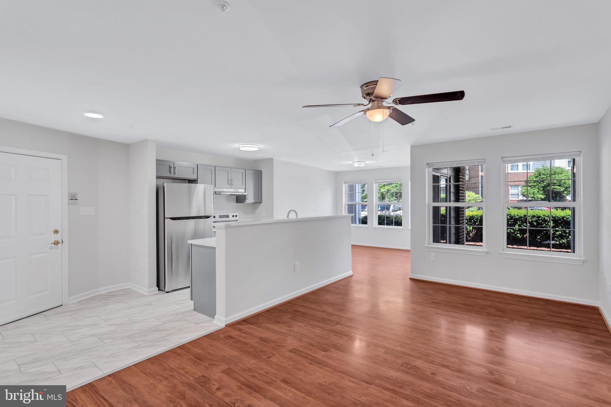 LAKETREE - Residential