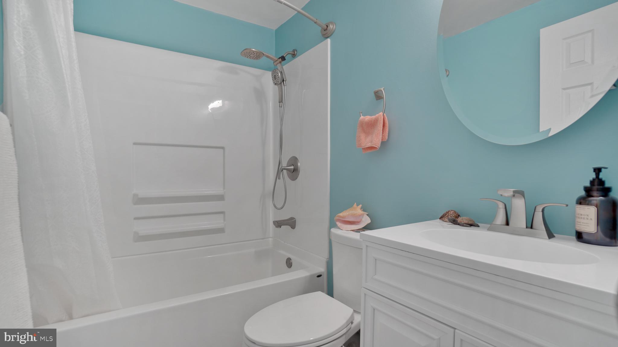 CROFTON SQUARE - Residential