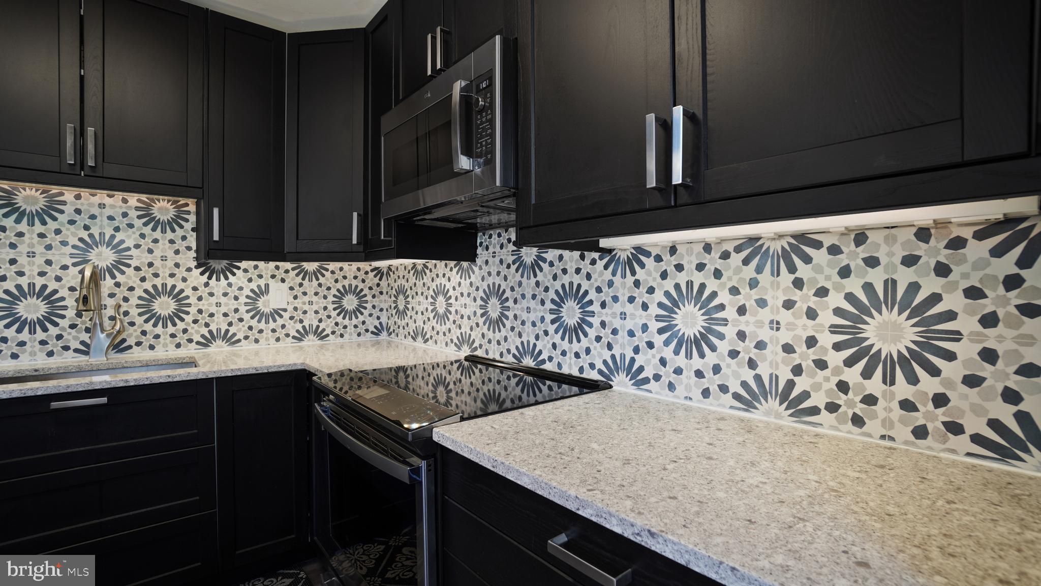 CROFTON SQUARE - Residential