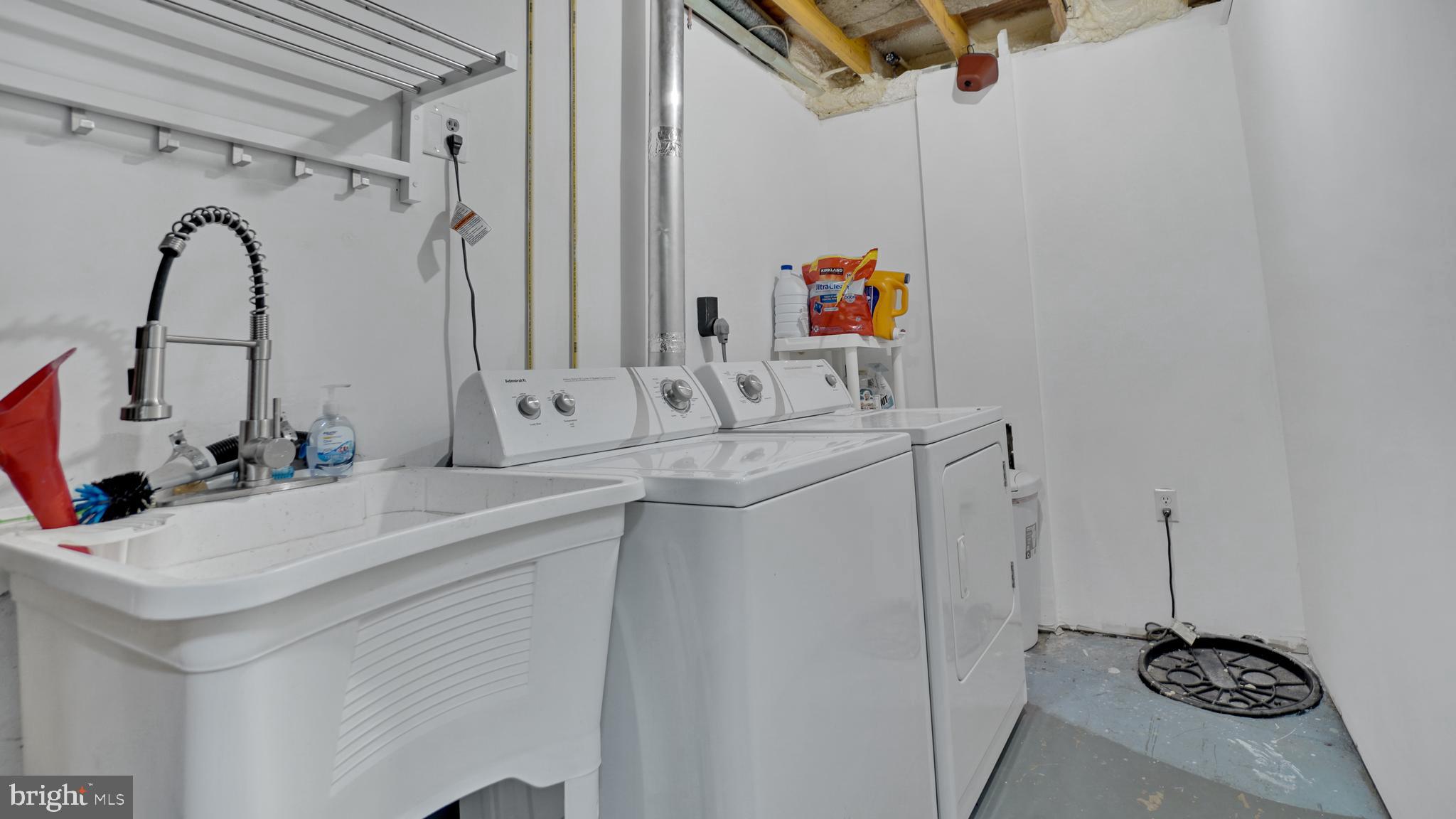 CROFTON SQUARE - Residential