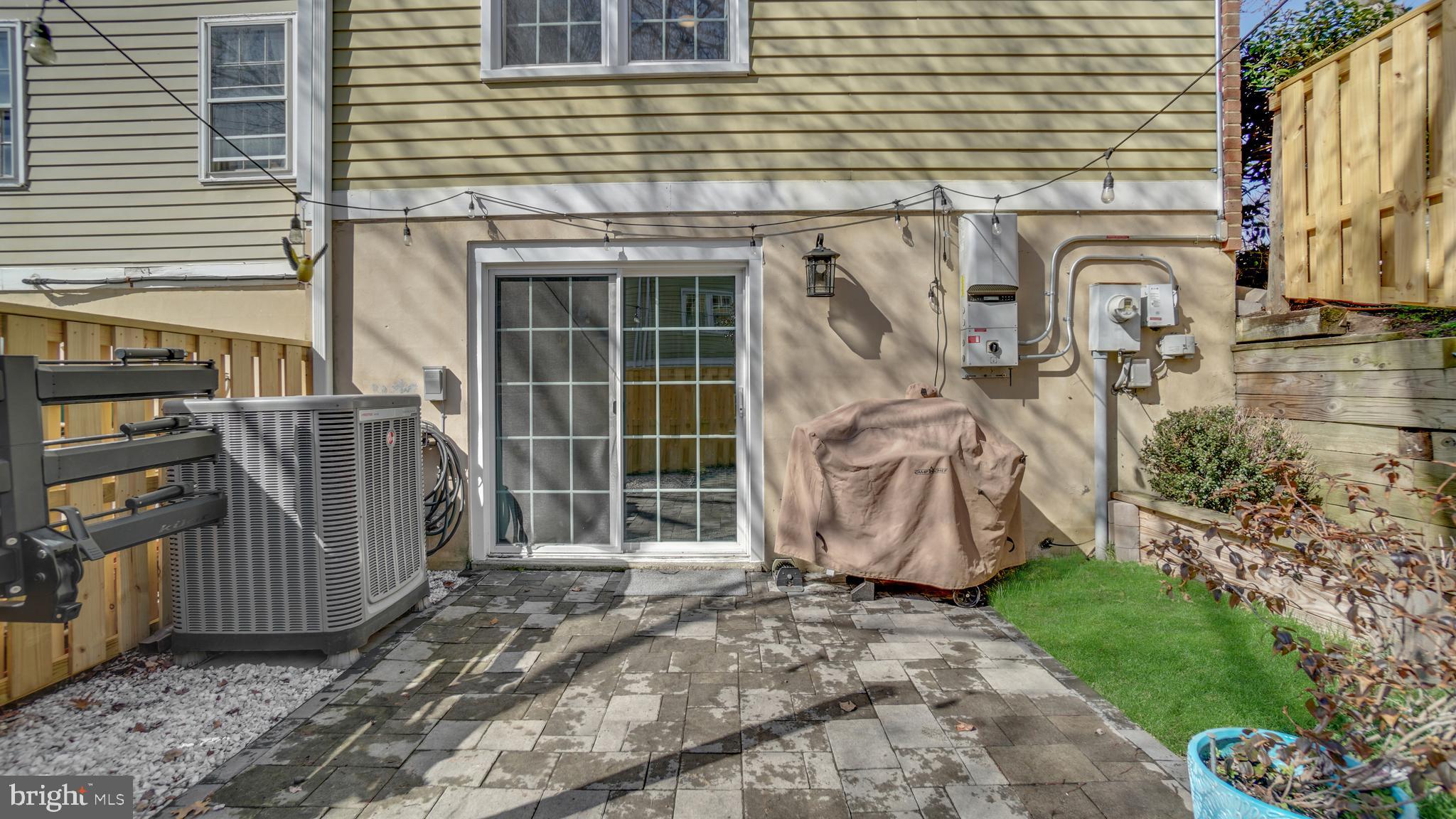 CROFTON SQUARE - Residential