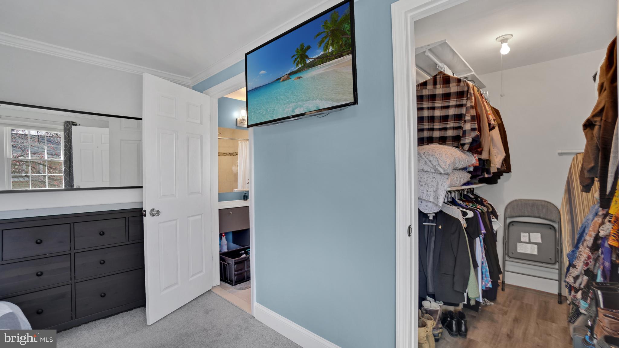 CROFTON SQUARE - Residential