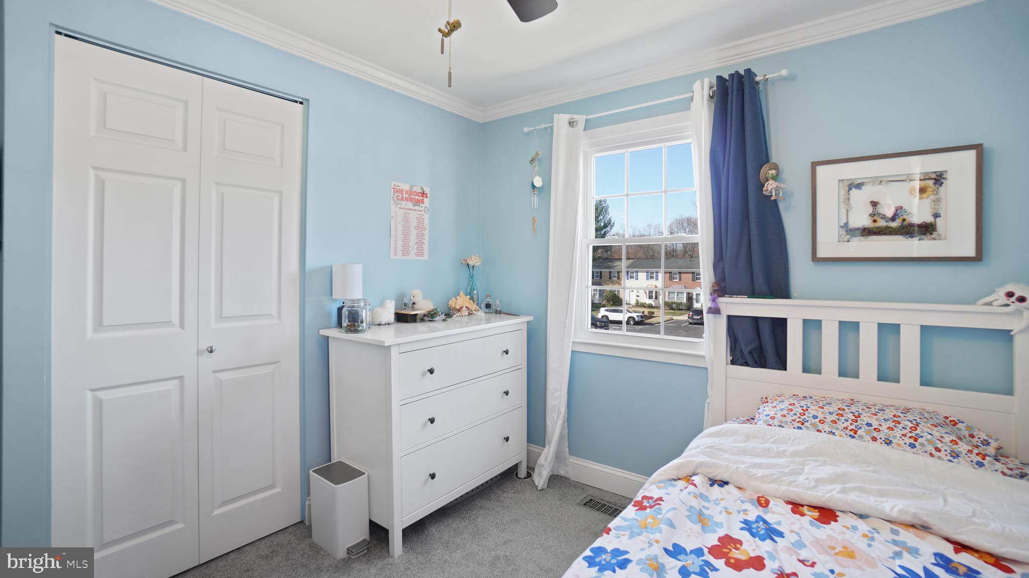 CROFTON SQUARE - Residential