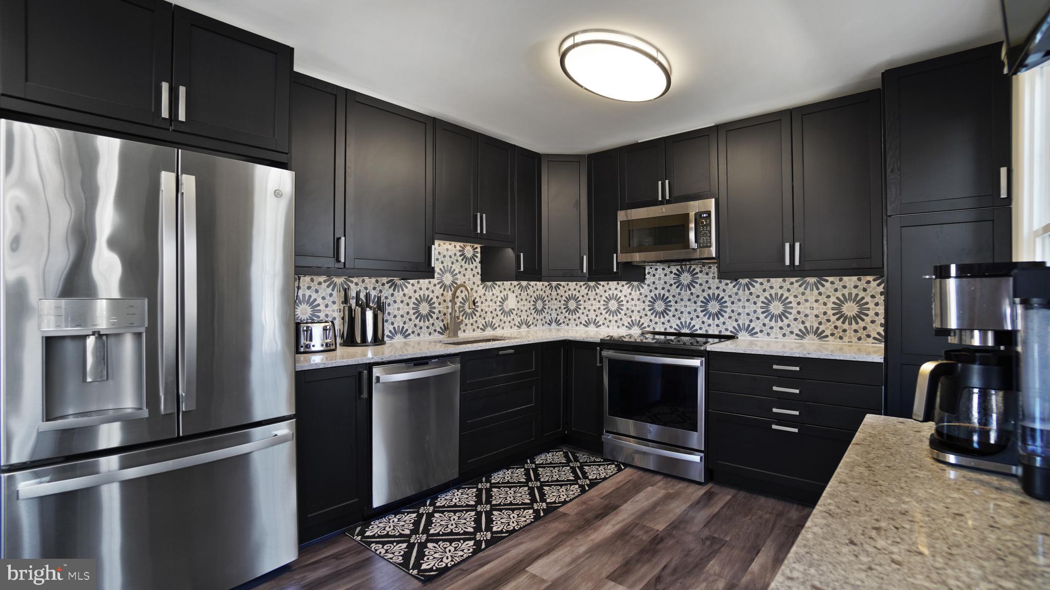 CROFTON SQUARE - Residential