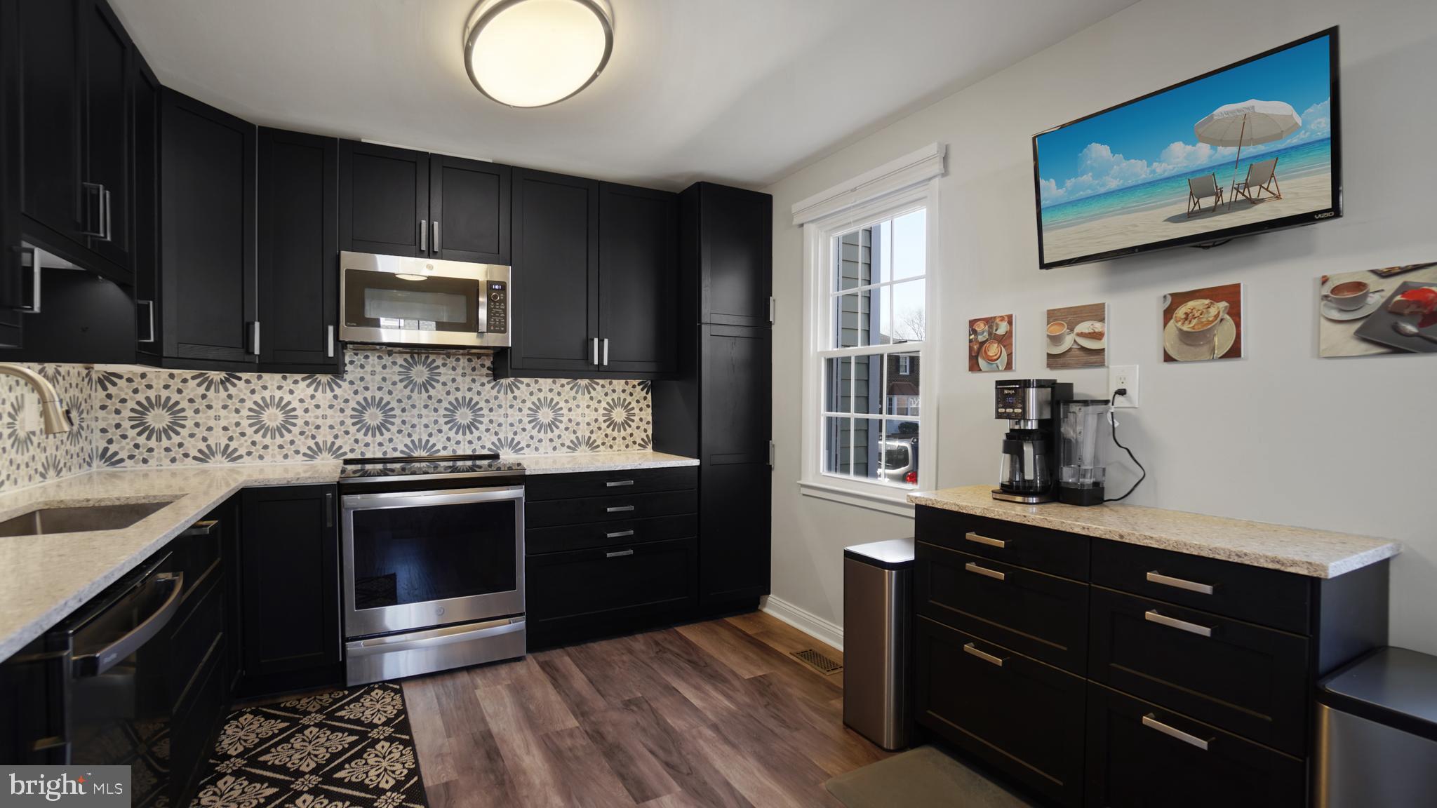 CROFTON SQUARE - Residential