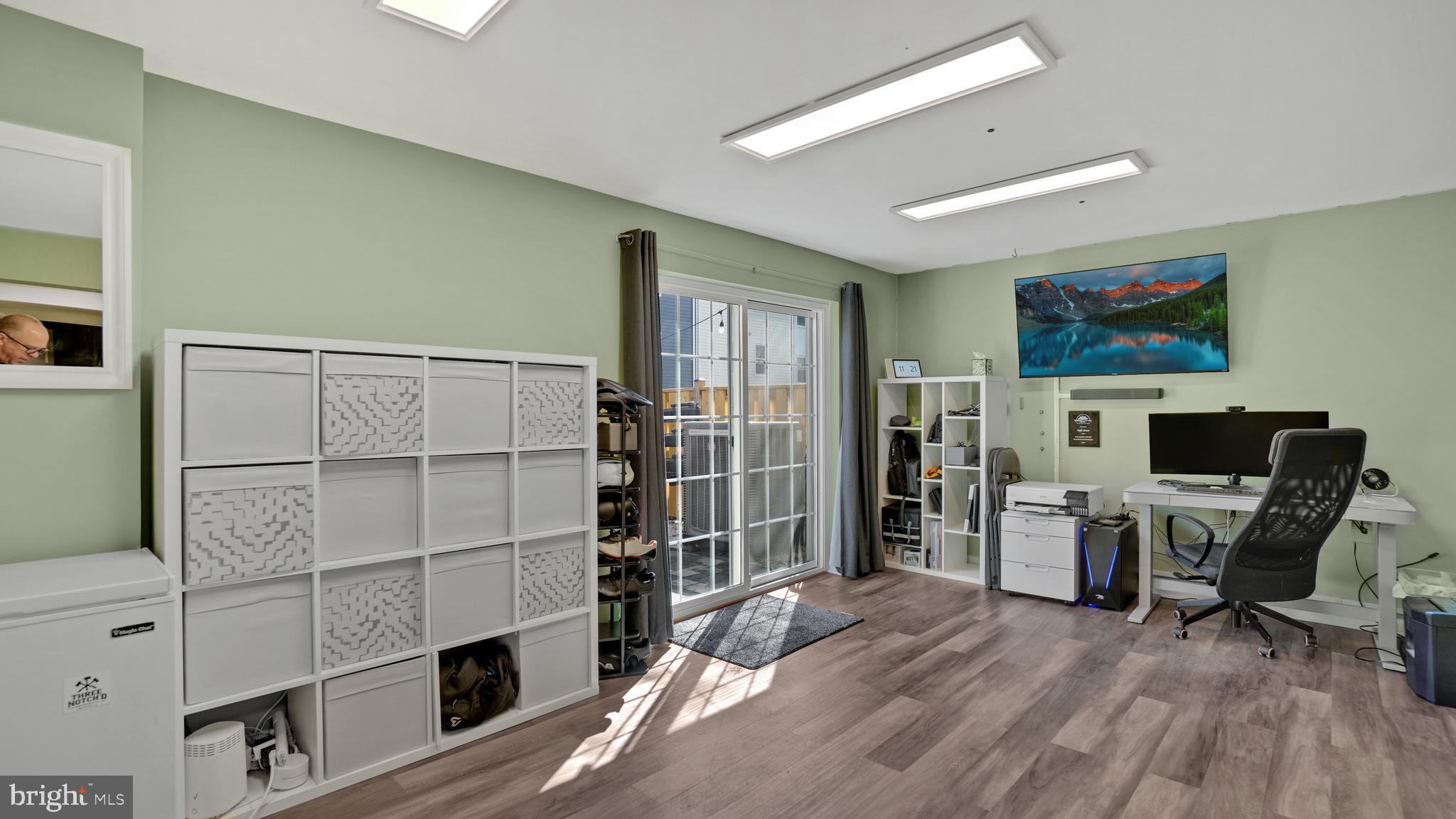 CROFTON SQUARE - Residential