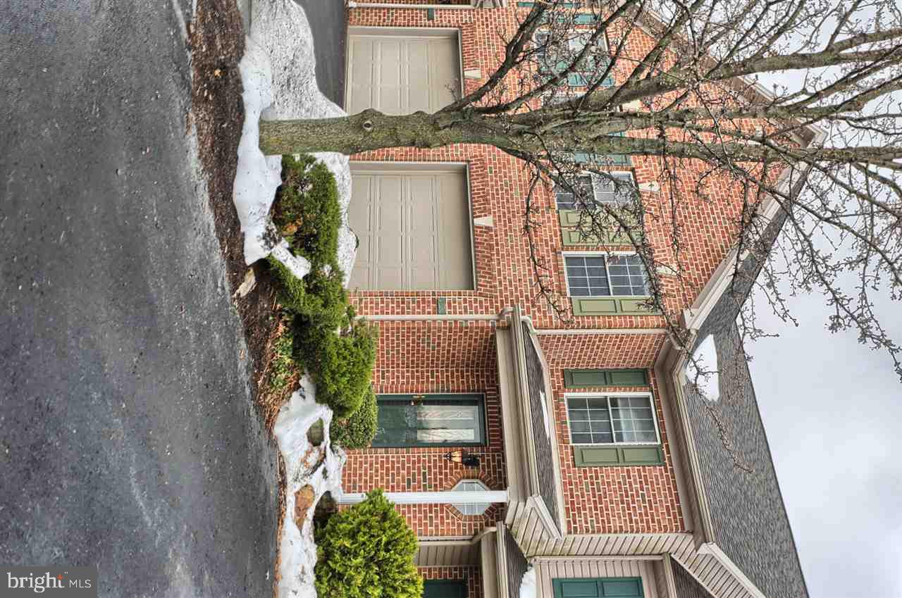 BRYNFIELD - Residential