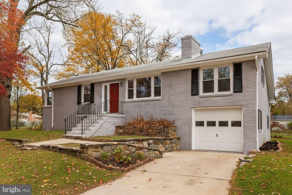 Photo of SUITLAND, MD 20746 (MLS # MDPG2180450)