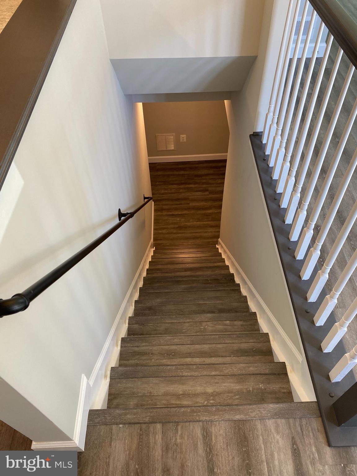 COVENTRY/CROMWELL - Residential