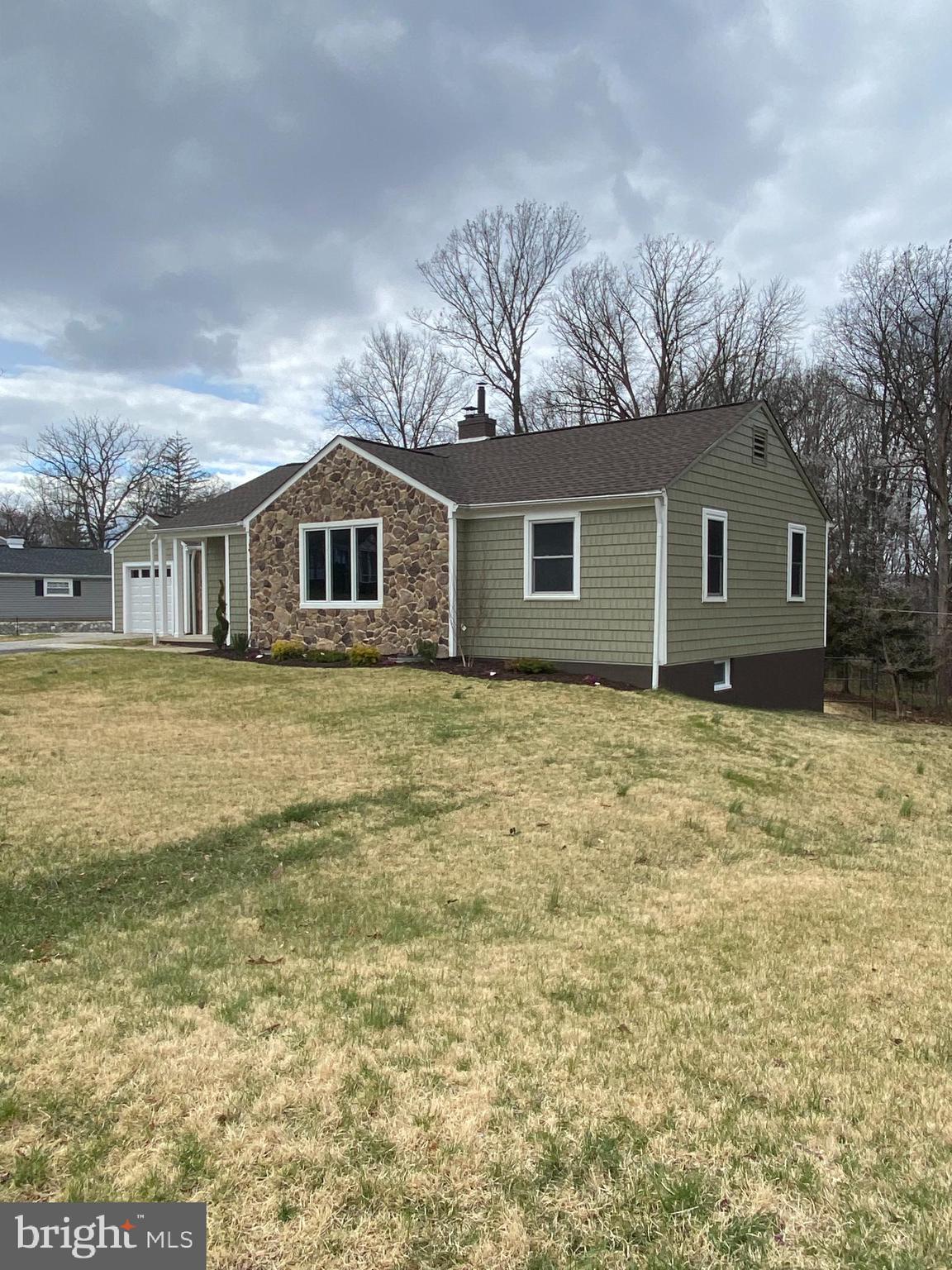 COVENTRY/CROMWELL - Residential