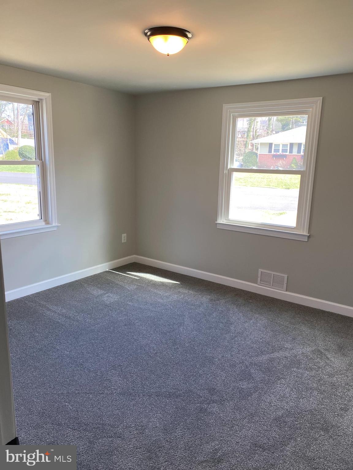 COVENTRY/CROMWELL - Residential