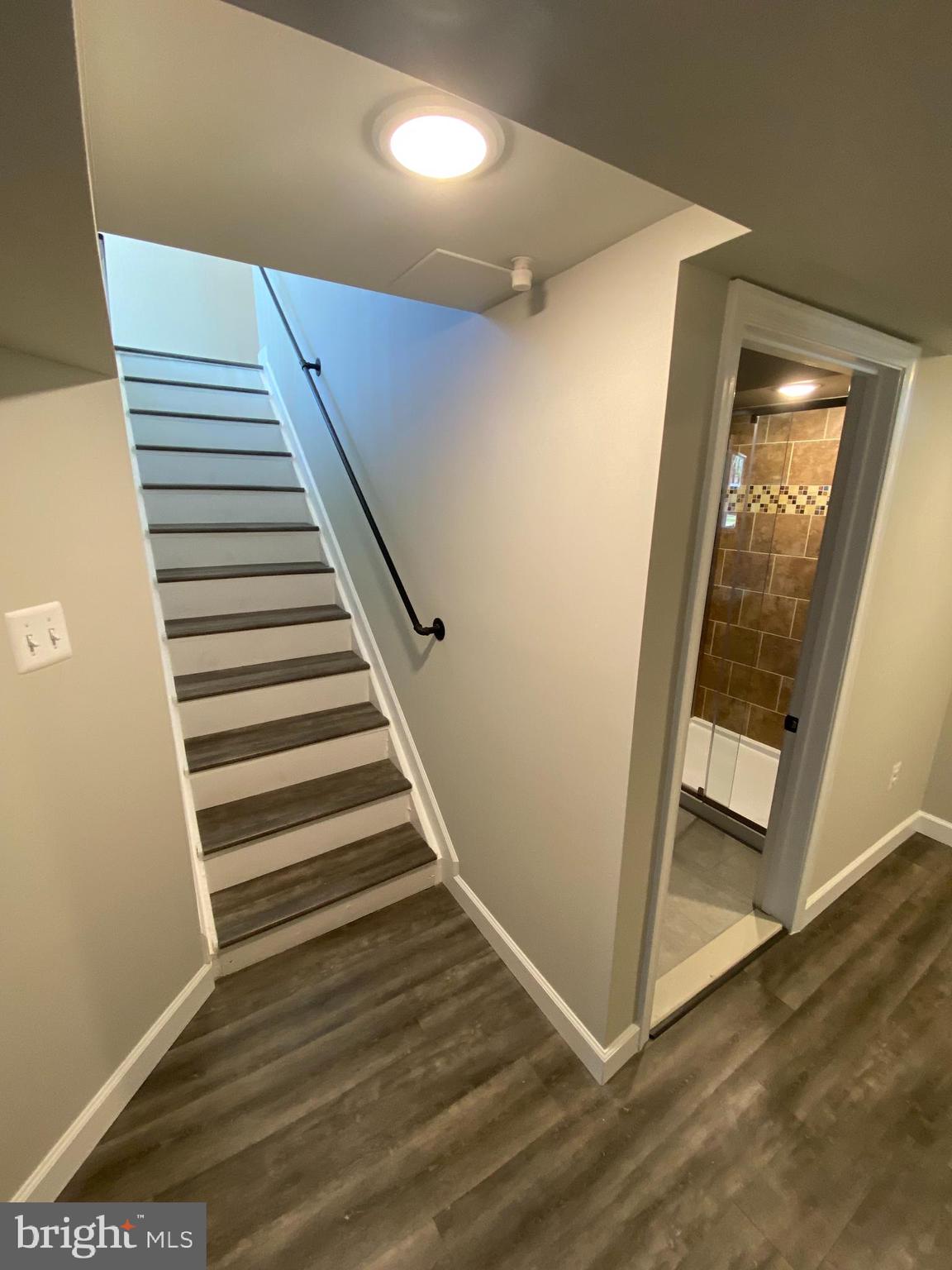 COVENTRY/CROMWELL - Residential