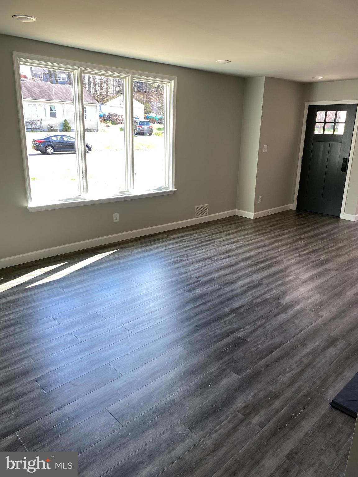 COVENTRY/CROMWELL - Residential